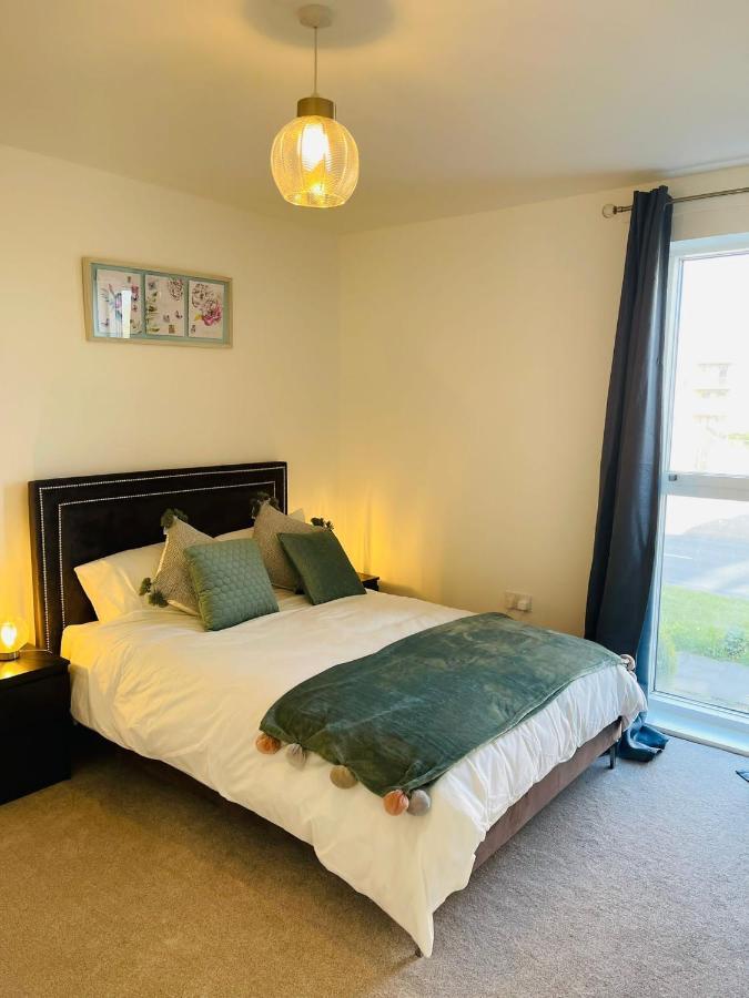 Deluxe 2-Bedroom Home Away Erith Exteriör bild